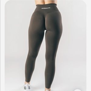 Alphalete Amplify Leggings - Mocha